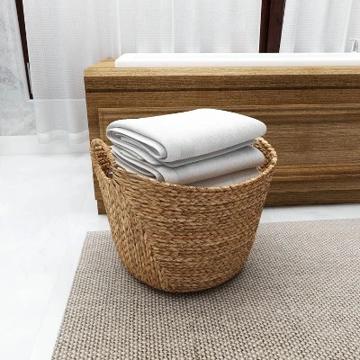 19" X 20" X 18" Brown Sea Grass Contemporary Storage Basket - Olivia & May 17 19" X 20" X 18" Brown Sea Grass Contemporary Storage Basket - Olivia & May - Image 15