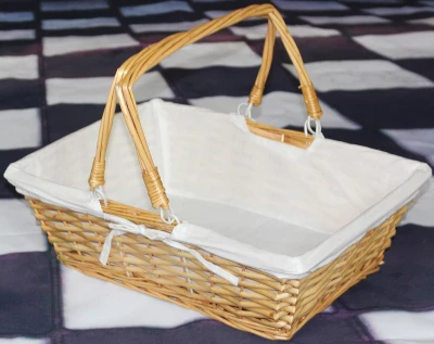 Vintiquewise Rectangular Willow Basket With White Fabric Lining 5 Vintiquewise Rectangular Willow Basket With White Fabric Lining - Image 3
