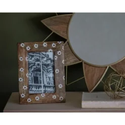 White Flower Pattern 4x6 Inch Wood Decorative Picture Frame - Foreside Home & Garden -Lamps and Lighting Store GUEST fc3f6bcb 6a0f 4356 accb c9a4432d2cea